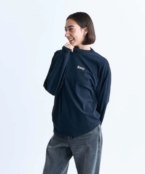 ROXY(ロキシー)の「SUN SURF N SEA/ロキシーラウンドヘム長袖ロンT(Tシャツ/カットソー・レディース・ブラック/ホワイト/ベージュ・LARGE/MEDIUM/SMALL)」の1枚目の写真
