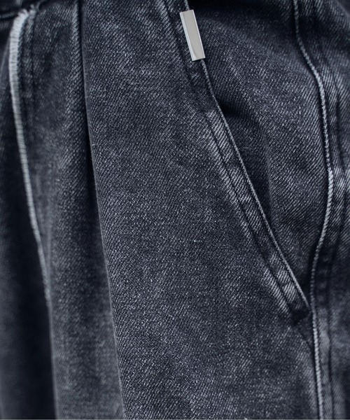 INTER FACTORY(インターファクトリー)の「しの - Vintage Like Chemical Wash Fringe Denim Slacks / ヴィンテージライクケミカルウォッシュフリンジデニムスラックス made in INTER FACTORY(スラックス・メンズ・ブラック/ブルー・SMALL/MEDIUM/LARGE)」の17枚目の写真