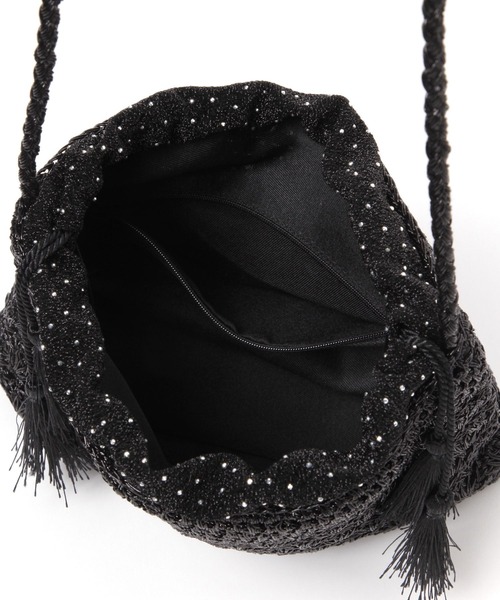 BAYFLOW(ベイフロー)の「ラメアミ巾着ショルダー(ショルダーバッグ・レディース・ブラック/シルバー・FREE)」の12枚目の写真