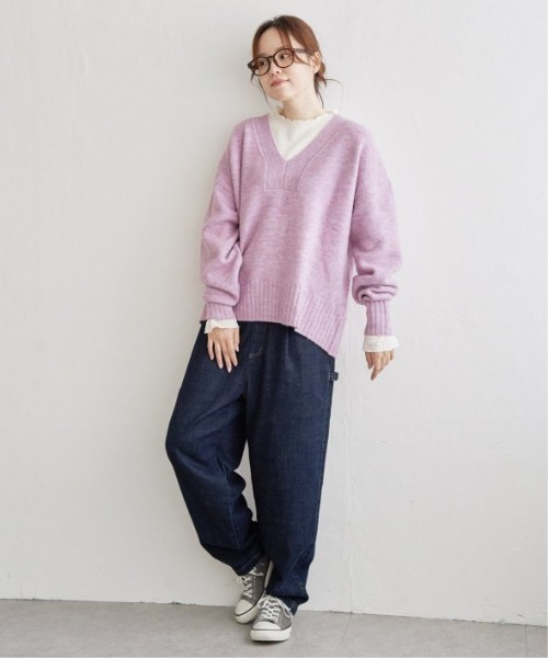 LBC(エルビーシー)の「ラインVネックニットプルオーバー(ニット/セーター・レディース・グレー/オフホワイト/ピンク・M)」の8枚目の写真