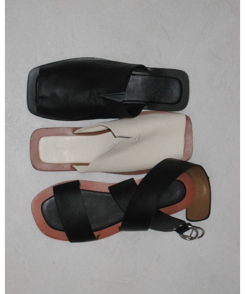 TODAYFUL（トゥデイフル）の「Flat Belt Sandals（サンダル・レディース・キナリ/ブラック・36inch/37inch/38inch）」の13枚目の写真