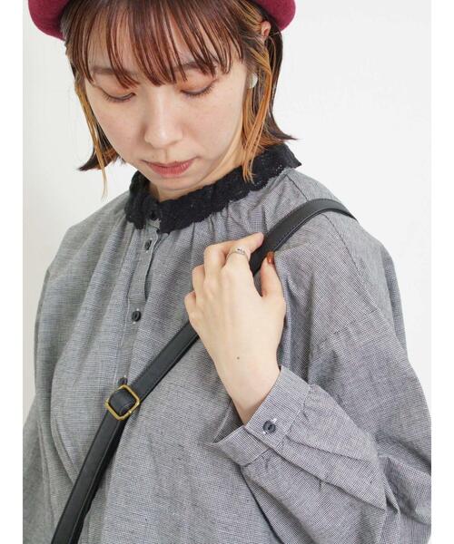 Samansa Mos2（サマンサ モスモス）の「柄アソートレース襟チュニック（シャツ/ブラウス・レディース・チャコールグレー/オフホワイト/ベージュ/マスタード・F）」の6枚目の写真