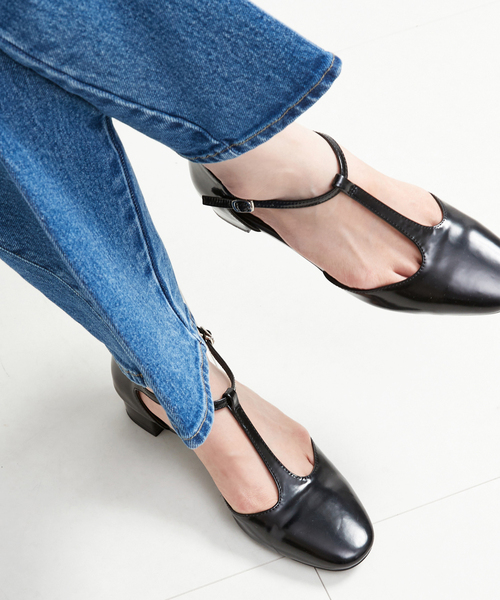 B.C STOCK（ベーセーストック）の「パテントTストラップヒール（パンプス・レディース・ブラック/ブラウン・SMALL/MEDIUM/LARGE）」の6枚目の写真