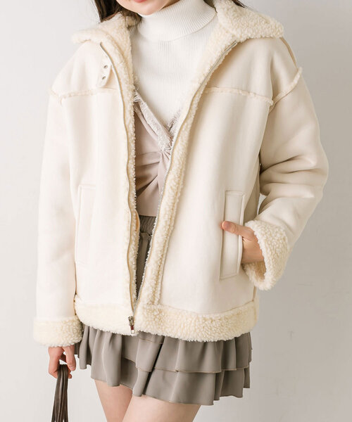 OLIVE des OLIVE(オリーブデオリーブ)の「フェイクムートンブルゾン(ブルゾン・レディース・アイボリー/モカ・FREE)」の4枚目の写真