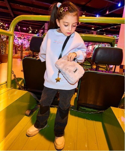 X-girl Stages(エックスガールステージス)の「ひざハート切替フレアデニムパンツ(デニムパンツ・キッズ・ブルー/ブラック・140cm/130cm/120cm/110cm/100cm/90cm/80cm)」の6枚目の写真