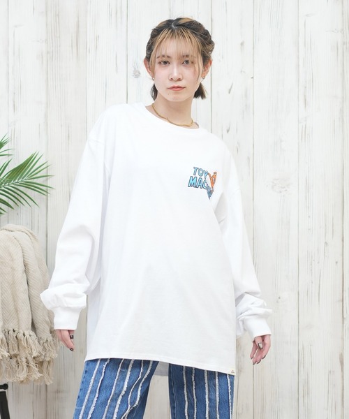 TOY　MACHINE（トイ　マシーン）の「【ムラサキスポーツ限定】TOY MACHINE/トイマシーン ロンT/長袖ティシャツ オーバーサイズ バックプリント MTMPFLT8（Tシャツ/カットソー・レディース・チャコール/ホワイト・M/L）」の3枚目の写真