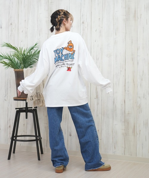 TOY　MACHINE（トイ　マシーン）の「【ムラサキスポーツ限定】TOY MACHINE/トイマシーン ロンT/長袖ティシャツ オーバーサイズ バックプリント MTMPFLT8（Tシャツ/カットソー・レディース・チャコール/ホワイト・M/L）」の6枚目の写真