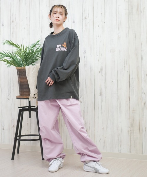 TOY　MACHINE（トイ　マシーン）の「【ムラサキスポーツ限定】TOY MACHINE/トイマシーン ロンT/長袖ティシャツ オーバーサイズ バックプリント MTMPFLT8（Tシャツ/カットソー・レディース・チャコール/ホワイト・M/L）」の10枚目の写真