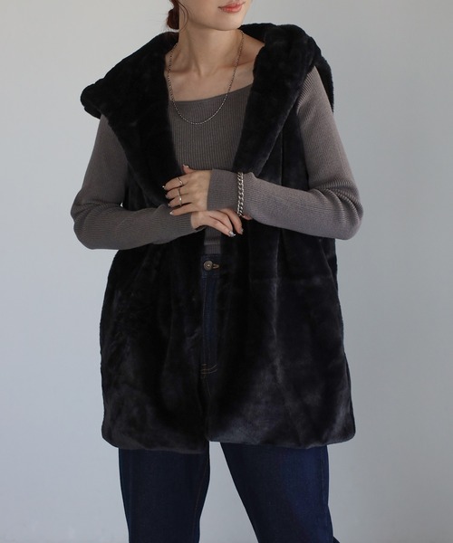 ♡フィラ♡フード付きファーベスト♡ FILA（フィラ） フェイクファー ベスト VL2561 ウィメンズ テニス