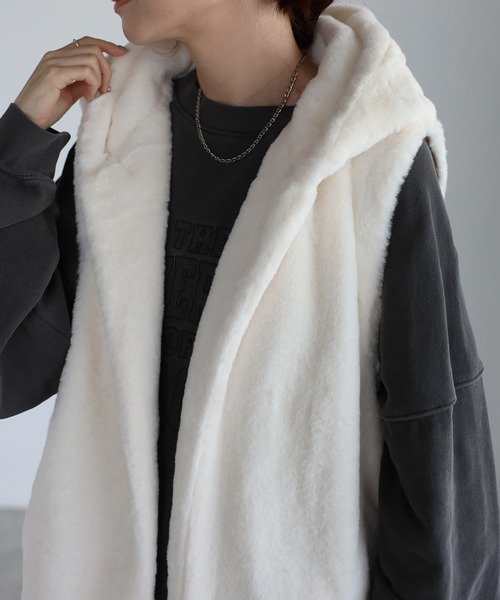 フード付きフェイクファーベスト（ベスト）｜Fizz（フィズ）の