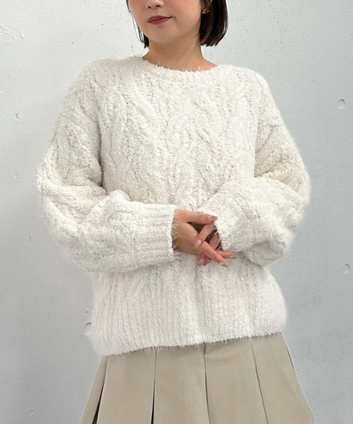 archives（アルシーヴ）の「フェザーモールケーブルルーズニット（ニット/セーター・レディース・アイボリー/ワインレッド/ブラウン/ブルー・MEDIUM）」の2枚目の写真