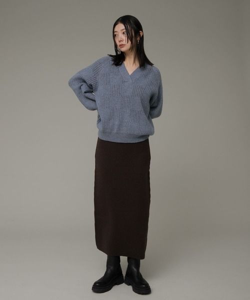 URBAN RESEARCH Sonny Label（アーバンリサーチサニーレーベル）の「Vネック配色スクエアパターンニット（ニット/セーター・レディース・ホワイト系その他/ベージュ系その他/ブルー系その他・FREE）」の20枚目の写真