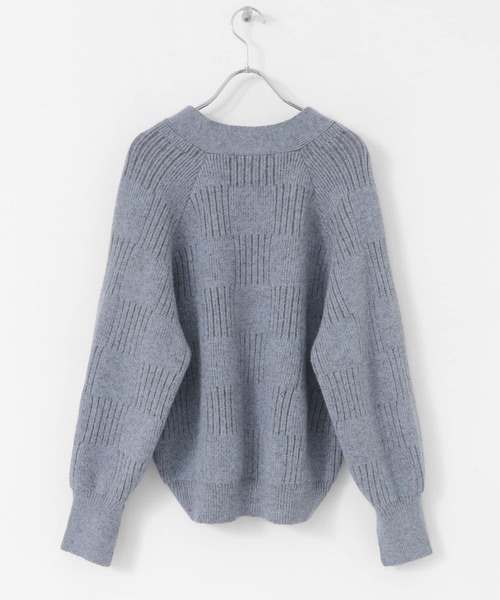 URBAN RESEARCH Sonny Label（アーバンリサーチサニーレーベル）の「Vネック配色スクエアパターンニット（ニット/セーター・レディース・ホワイト系その他/ベージュ系その他/ブルー系その他・FREE）」の10枚目の写真