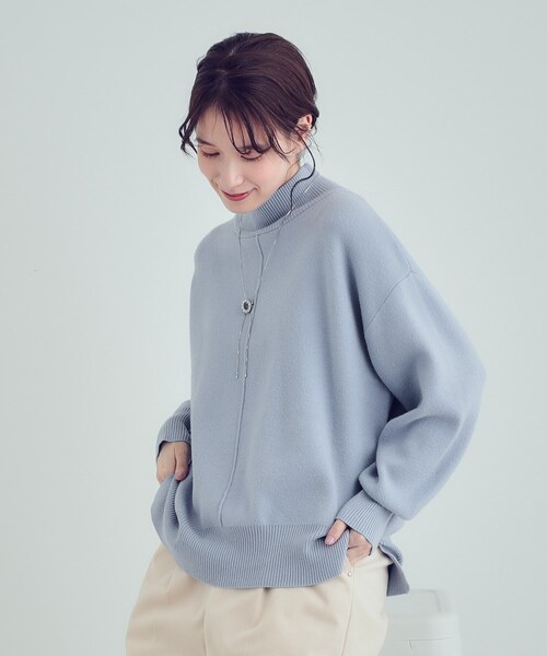 SHOO・LA・RUE(シューラルー)の「【洗える/ちくちくしにくい/静電気軽減】スウェットライク ハイネックニット(ニット/セーター・レディース・アイボリー/オレンジ/ダークグレー/ライトブルー・04/03/02/01)」の11枚目の写真