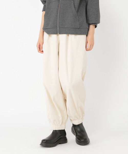 studio CLIP（スタディオクリップ）の「イージーコール裾ゴムパンツ[プチ・プラスサイズあり]（その他パンツ・レディース・グレー/アイボリー/ライトグレー/イエロー・LARGE/ﾌﾘｰ(L)/MEDIUM/PF）」の6枚目の写真