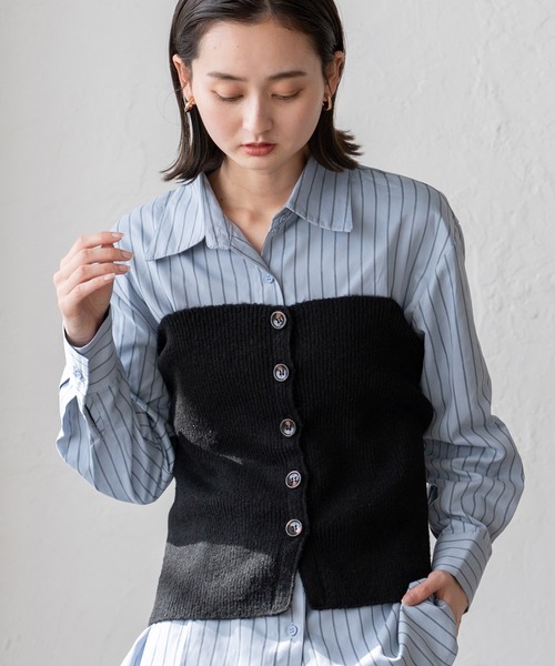 VitaFelice（ヴィータフェリーチェ）の「ボタン付き3WAYネックウォーマー（ストール/ショール・レディース・グレー/ブラック/アイボリー・FREE）」の10枚目の写真