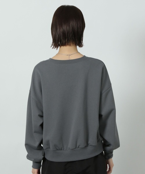 LAKOLE(ラコレ)の「ラメワッペン刺繍スウェット / 291822(スウェット・レディース・チャコールグレー/ピンク/オートミール・FREE)」の18枚目の写真