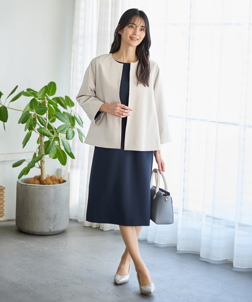 Honeys（ハニーズ）の「【ストレッチ・ウォッシャブル・イージーケア】セレモニー対応９分袖Ａラインノーカラージャケット（ノーカラージャケット・レディース・ネイビー/ベージュ/グレイッシュベージュ/ブラック・3L/L/LL/M/S）」の16枚目の写真