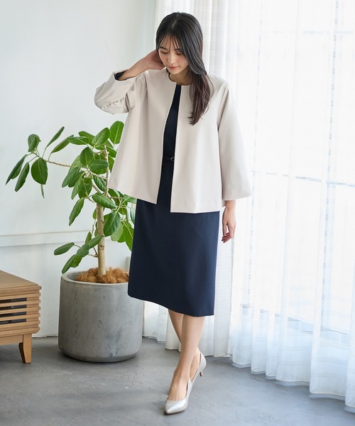 Honeys（ハニーズ）の「【ストレッチ・ウォッシャブル・イージーケア】セレモニー対応９分袖Ａラインノーカラージャケット（ノーカラージャケット・レディース・ネイビー/ベージュ/グレイッシュベージュ/ブラック・3L/L/LL/M/S）」の17枚目の写真