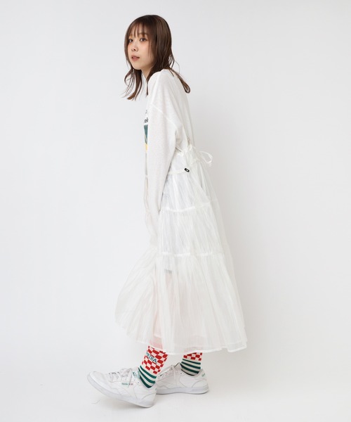 RNA(アールエヌエー)の「M2387 フラワーラビットロングT(Tシャツ/カットソー・レディース・ホワイト/ブルー・MEDIUM)」の12枚目の写真