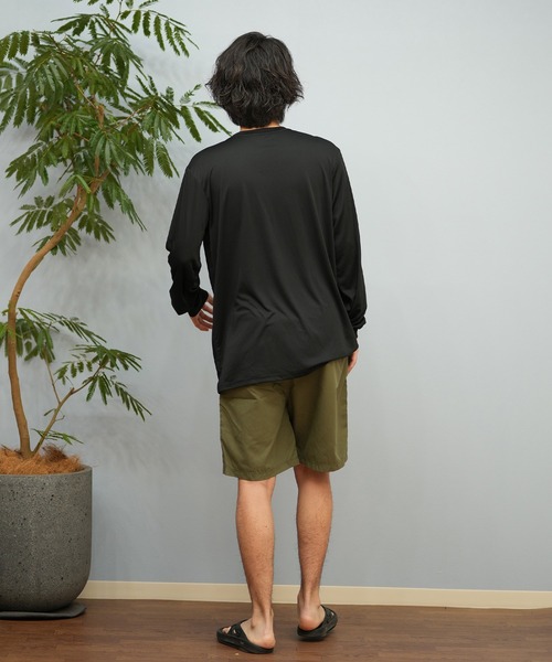 Hurley (ハーレー)の「Hurley/ハーレー 長袖/ロンT UVケアラッシュガード フロントロゴ MSRG251008(ラッシュガード・メンズ・ブラック/ホワイト/チャコールグレー・S/M/L)」の14枚目の写真