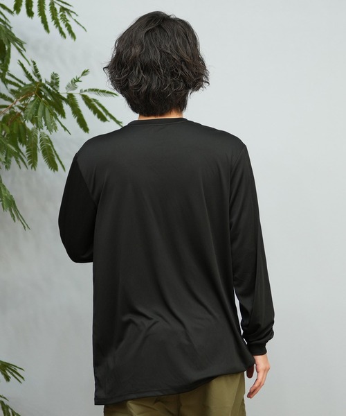 Hurley (ハーレー)の「Hurley/ハーレー 長袖/ロンT UVケアラッシュガード フロントロゴ MSRG251008(ラッシュガード・メンズ・ブラック/ホワイト/チャコールグレー・S/M/L)」の12枚目の写真