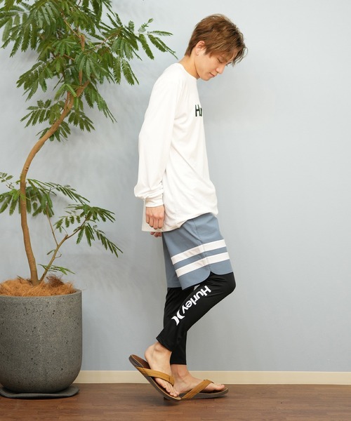 Hurley (ハーレー)の「Hurley/ハーレー 長袖/ロンT UVケアラッシュガード フロントロゴ MSRG251008(ラッシュガード・メンズ・ブラック/ホワイト/チャコールグレー・S/M/L)」の9枚目の写真