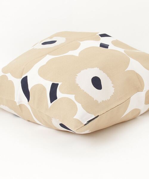 marimekko(マリメッコ)の「PIENI UNIKKO / BAG 44X43(トートバッグ・レディース・ライトベージュ・FREE)」の4枚目の写真