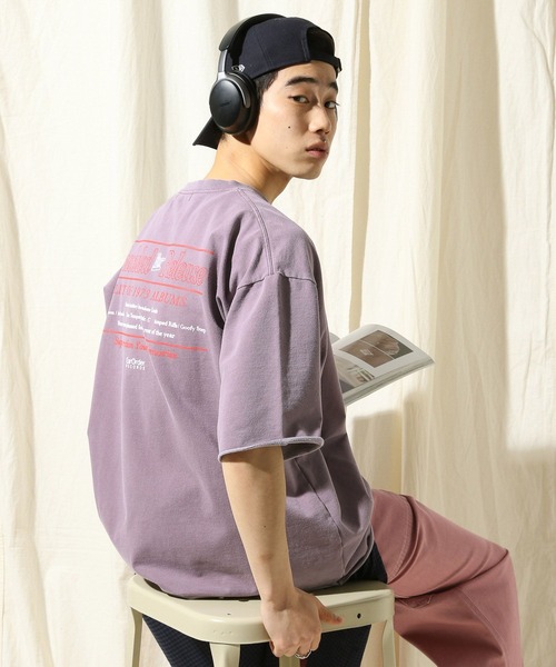 niko and...(ニコアンド)の「ヴィンテージミニ裏毛Tシャツ(Tシャツ/カットソー・メンズ・オフホワイト/チャコール/ブルー/パープル・MEDIUM/LARGE)」の4枚目の写真