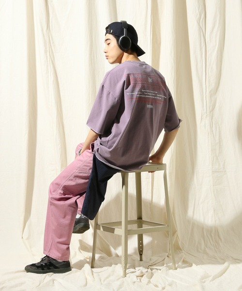 niko and...(ニコアンド)の「ヴィンテージミニ裏毛Tシャツ(Tシャツ/カットソー・メンズ・オフホワイト/チャコール/ブルー/パープル・MEDIUM/LARGE)」の18枚目の写真