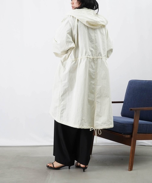 LUCA/LADY LUCK LUCA（ルカ/レディラックルカ）の「LC/LLL モッズコート/ナイロンロングモッズコート（モッズコート・レディース・ブラック/オフホワイト・FREE）」の21枚目の写真