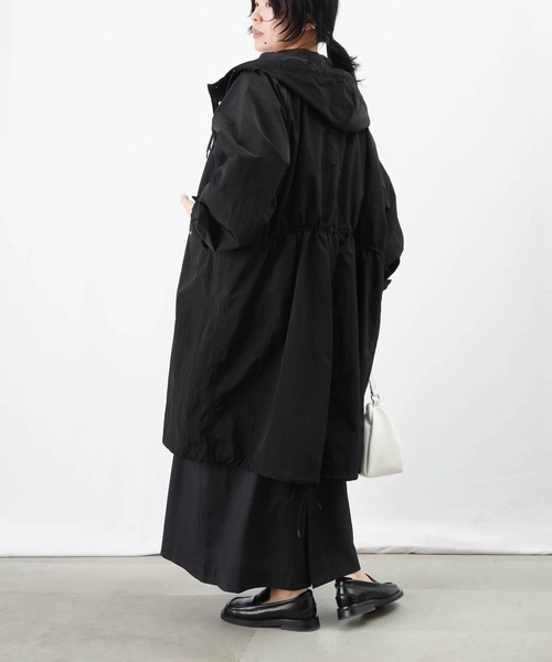 LUCA/LADY LUCK LUCA（ルカ/レディラックルカ）の「LC/LLL モッズコート/ナイロンロングモッズコート（モッズコート・レディース・ブラック/オフホワイト・FREE）」の11枚目の写真