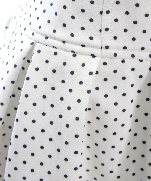 clear（クリア）の「ハイウエストフレアミニスカート[着回し力万能 ガーリー ふんわり]≪再入荷≫（スカート・レディース・ライトベージュ/ブラック/グレー/ブラック系その他/ホワイト系その他/ブラウン・F）」の7枚目の写真