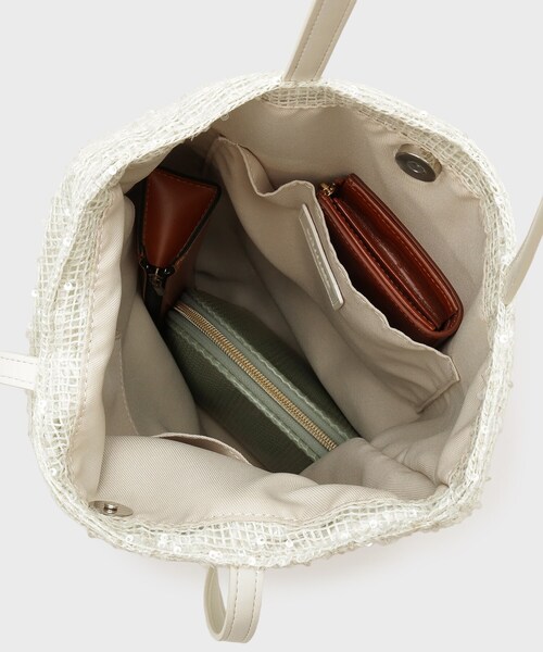 UNTITLED（アンタイトル）の「スパンコールメッシュトート（トートバッグ・レディース・ライトベージュ/ホワイト/ブラック・99）」の12枚目の写真