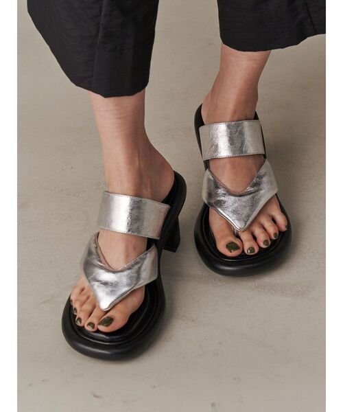 un3d. PLUMP THONG SANDAL / プランプトングサンダル セール】PLUMP THONG SANDAL / プランプトングサンダル