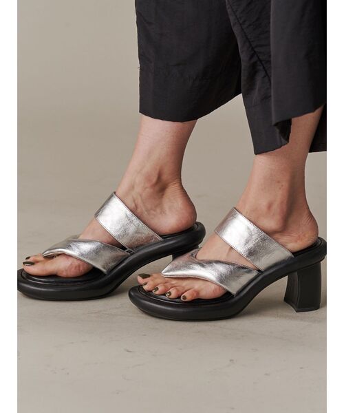 JOSE MOON PLUMP THONG SANDAL プランプトングサンダル