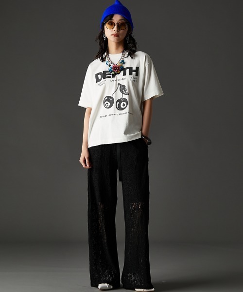 GEVS.（ジェイヴィス）の「綿100％ピグメント染チェリープリントTシャツ＜大きいサイズ有＞GEVS.（Tシャツ/カットソー・レディース・ピンク/ブラック/オフホワイト・M/L/LL/3L/4L/5L）」の10枚目の写真