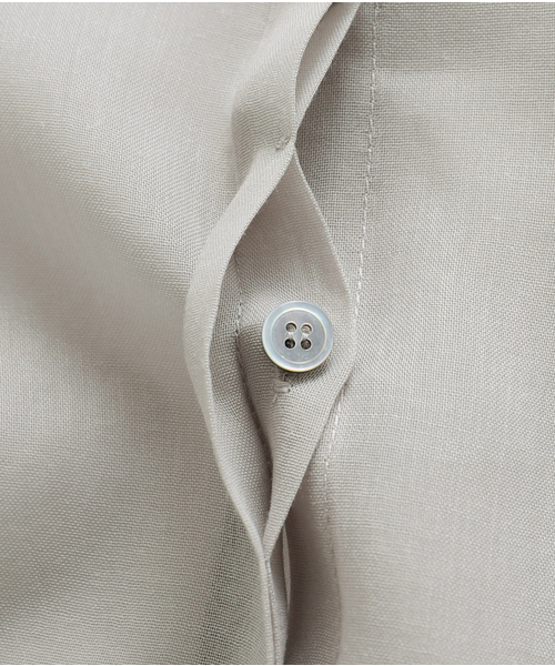 AMOMENTO（アモーメント）の「【AMOMENTO / アモーメント】 SHEER SLIM RT SHIRTS AM25SSW01SH（シャツ/ブラウス・レディース・ライトグレー・1）」の5枚目の写真