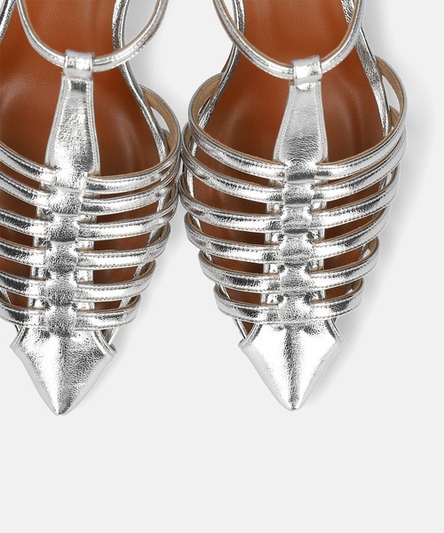 MAMIAN（マミアン）の「ポインテッドトゥ グルカサンダル (5.5cmヒール)（サンダル・レディース・ホワイト/シルバー/ブラック・L/M/S）」の21枚目の写真