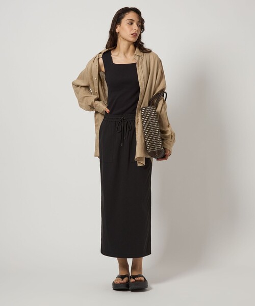 green label relaxing(グリーンレーベルリラクシング)の「デコルテ フライス タンクトップ -抗菌-(タンクトップ・レディース・レッド/ベージュ/その他1/オフホワイト/ブラック/モカ/ブラウン系・FREE)」の12枚目の写真