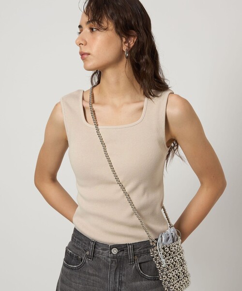 green label relaxing(グリーンレーベルリラクシング)の「デコルテ フライス タンクトップ -抗菌-(タンクトップ・レディース・レッド/ベージュ/その他1/オフホワイト/ブラック/モカ/ブラウン系・FREE)」の14枚目の写真