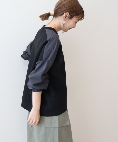 AMERICAN HOLIC（アメリカンホリック）の「異素材コクーンポンチプルオーバー（スウェット・レディース・ライトイエロー/ブラック/オフホワイト/ライトグレー/ネイビー・L/M）」の17枚目の写真