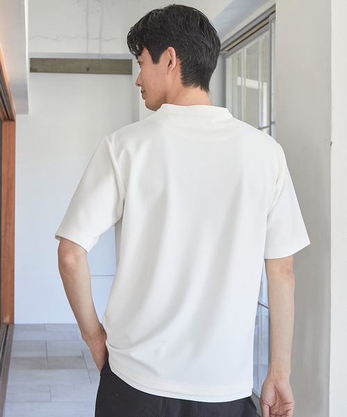 UNION STATION(ユニオンステーション)の「ふくれジャガード フェイクレイヤードキーネックT(Tシャツ/カットソー・メンズ・グレイッシュベージュ/ブラック/ブルー/ネイビー/ホワイト・M/L/LL)」の8枚目の写真