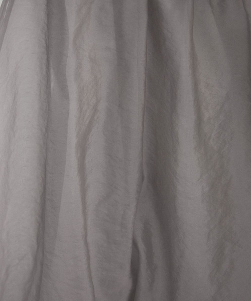 SALON adam et rope'（サロン アダム エ ロペ）の「シアーオーガンジーバルーンプルオーバー 2（シャツ/ブラウス・レディース・ベージュ/ライトグレー/ブラック・FREE）」の15枚目の写真