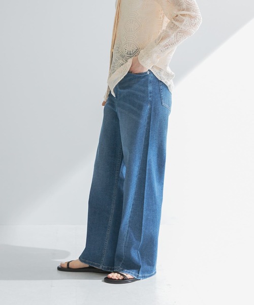 URBAN RESEARCH（アーバンリサーチ）の「『3サイズ展開』綿麻デニムワイドストレートパンツ（デニムパンツ・レディース・ブルー・36/38/40）」の7枚目の写真