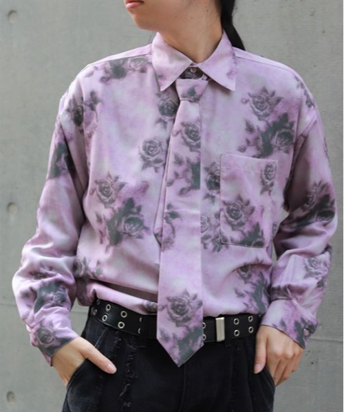 AXES-X(アクシーズエックス)の「タイ付ボカシローズシャツ(シャツ/ブラウス・メンズ・パープル/グレー/ピンク・MEDIUM/LARGE/X-LARGE)」の1枚目の写真