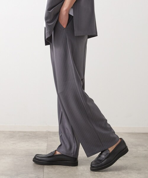 THE SHOP TK （ザ ショップ ティーケー ）の「タックワイドスラックス【セットアップ可/洗濯機OK】（その他パンツ・メンズ・グレー系2/ブラック・02/03）」の14枚目の写真