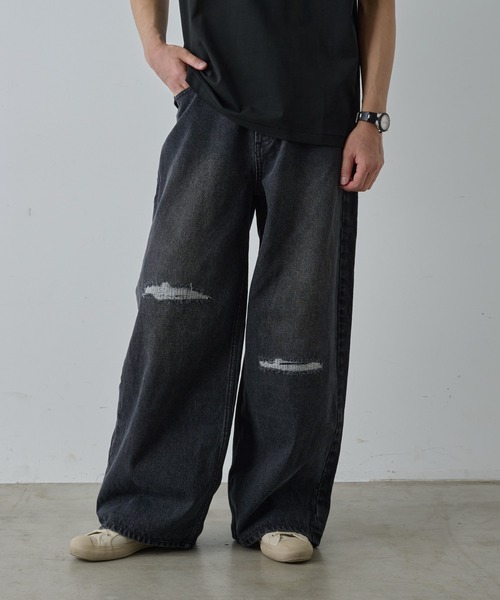 COLONY 2139（コロニートゥーワンスリーナイン）の「ワイドストレートクラッシュデニム（デニムパンツ・メンズ・サックスブルー/ブラック系その他・SMALL/MEDIUM/LARGE）」の7枚目の写真