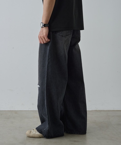 COLONY 2139（コロニートゥーワンスリーナイン）の「ワイドストレートクラッシュデニム（デニムパンツ・メンズ・サックスブルー/ブラック系その他・SMALL/MEDIUM/LARGE）」の8枚目の写真