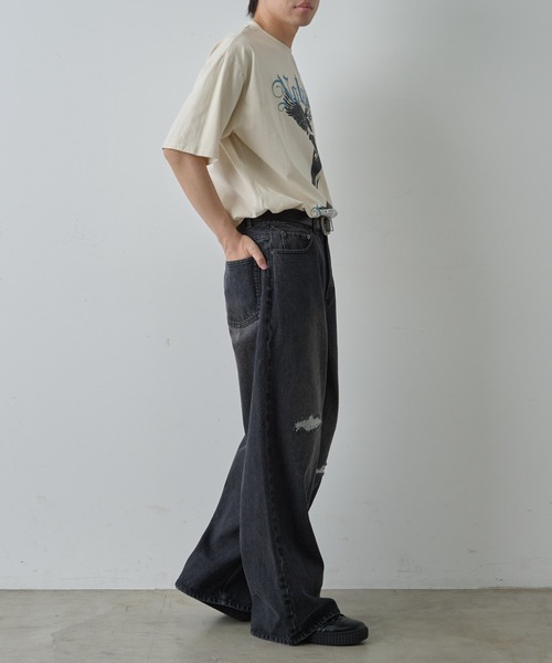 COLONY 2139（コロニートゥーワンスリーナイン）の「ワイドストレートクラッシュデニム（デニムパンツ・メンズ・サックスブルー/ブラック系その他・SMALL/MEDIUM/LARGE）」の20枚目の写真